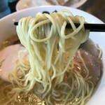 中華そば 田家 - 塩そばの麺アップ