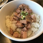 中華そば 田家 - チャーシューご飯 230円