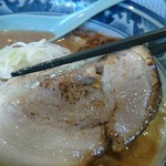 麺や 樽座 - えび味噌らーめん　チャーシューアップ