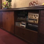 アデリータ - 店内（本日の座席より右まわり）→Pioneer製のAudio