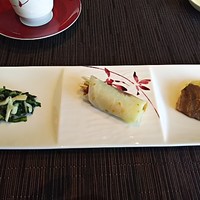 広東料理 センス - 前菜、春菊、北京ダック、ぎゅうすね
