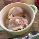 カフェ&キッチン ユニック - 付け合わせのアイスクリーム