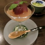 天の丸別邸 風の谷の庵 - デザート：「水菓子 桃たっぷり三色ゼリー」