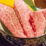 Japanese Wagyu Yakiniku Pure - 和牛3種盛り定食250HKDを。