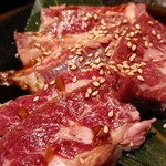 あか牛焼肉専門 和牛一頭流 肉萬 - 