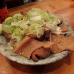 新潟屋 - 煮込み300円