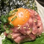 飛び牛出汁焼肉 舌賛 - うる寅 GEMS大門店(東京都港区芝大門)生タンユッケ