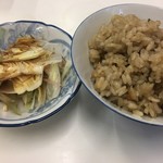 ドライブイン　峠屋 - 天然コケ飯（きのこご飯）