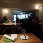 LIAISON - 店内　そこそこカジュアル