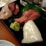 いらっしゃい - この三点盛り（なぜか四点だが）が400円！？