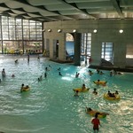 リゾナーレ八ヶ岳 - 波のプール「イルマーレ」。