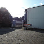 太閤 - 広い専用駐車場は店の周りにあります。 　車が正解。 　右よし、左よし、味もよし！( ´∀`)ノ