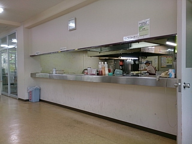 鶴岡工業高等専門学校 学生食堂（ツルオカコウギョウコウトウセンモンガッコウガクセイショクドウ） - 鶴岡（学生食堂）の写真