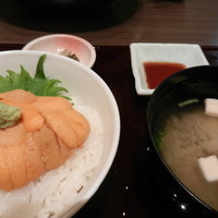 函館うに むらかみ 日本生命札幌ビル店 - うに丼（Ｓサイズ）
