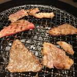 焼肉問屋　くに家 - 