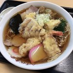 八千代食堂 - 天ぷら中華 ¥700