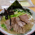 ラーメン さくら - とくぢ味噌ラーメン中(ちぢれ麺・カタ・こってり)