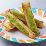 Fragrant garlic toast