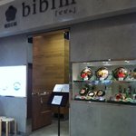 Bibim' - お店の前