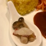 東京ライス - スタッフさんからレンゲの前菜から食べて下さいと言われ