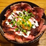 ローストビーフ丼