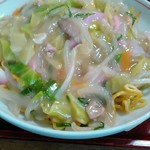 だるま食堂 - 　　　皿うどんのアップ