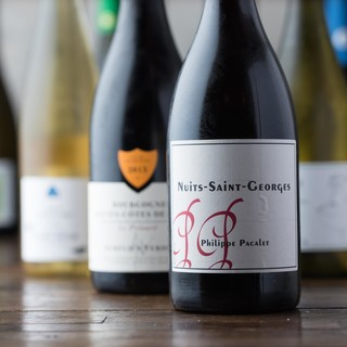 Vin nature (natural wine) is selected by sommeliers.