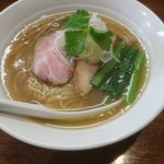 麺屋 菜花奈 - 魚貝鶏潮拉麺880円