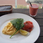 bills - オーガニックスクランブルエッグ（パンなし・サーモン追加）