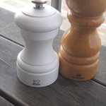 bills - ミルはPEUGEOT製