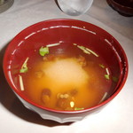 瀬里奈 - お味噌汁の具材は豆腐となめこでした。美味しかったので２杯もいただきました。