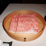 瀬里奈 - 栃木県産のA5サーロインのしゃぶしゃぶ肉・その２です。