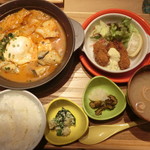 Chawan - 広島県産牡蠣のスンドゥブチゲと牡蠣フライ