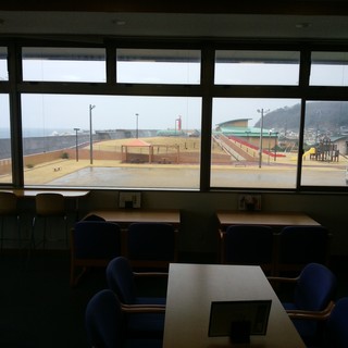 波の華 食事コーナー_2