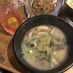 韓国屋台 豚大門市場 - 野菜スープ