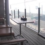 bills - テラス席