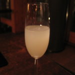 日本料理 嘉助 - 菊秀発泡日本酒￥１５００