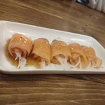 ROJIURA Café - サーモンカルパッチョ