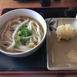 さくら製麺所 - かけ中と半熟玉子天