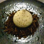 Ode - フォアグラ 玉ねぎ いぶりがっこ