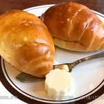 Homer - 手焼きのパン 素朴ですが美味しいです