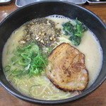 らーめん 次男坊 - 白豚らー麺（クリーミー塩豚骨）