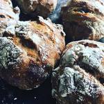 ブランジェカイチ - くるみとレーズンのパン