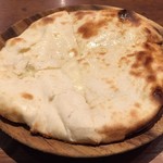 カッチャル バッチャル - チーズクルチャ 600円