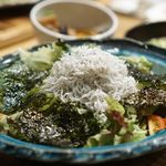 博多もつ鍋 幸 - 