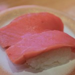回転寿司喜楽 - 本まぐろ中トロ400円