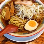 八兵衛ラーメン - 八兵衛ラーメン大盛り