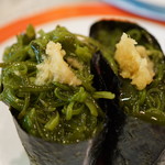 回転鮨 清次郎 - めかぶ軍艦