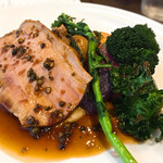 サラマンジェ ド ヨシノ - 茨城県産もち豚ロース肉のロースト