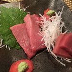 家庭料理地酒 蔵 - マグロ刺し3種